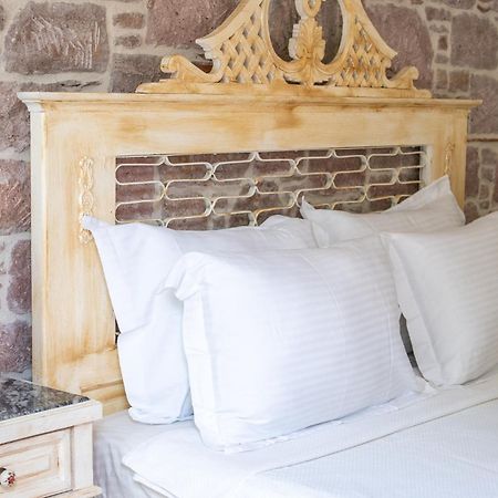 Cunda Mor Limon Otel Ayvalı Dış mekan fotoğraf