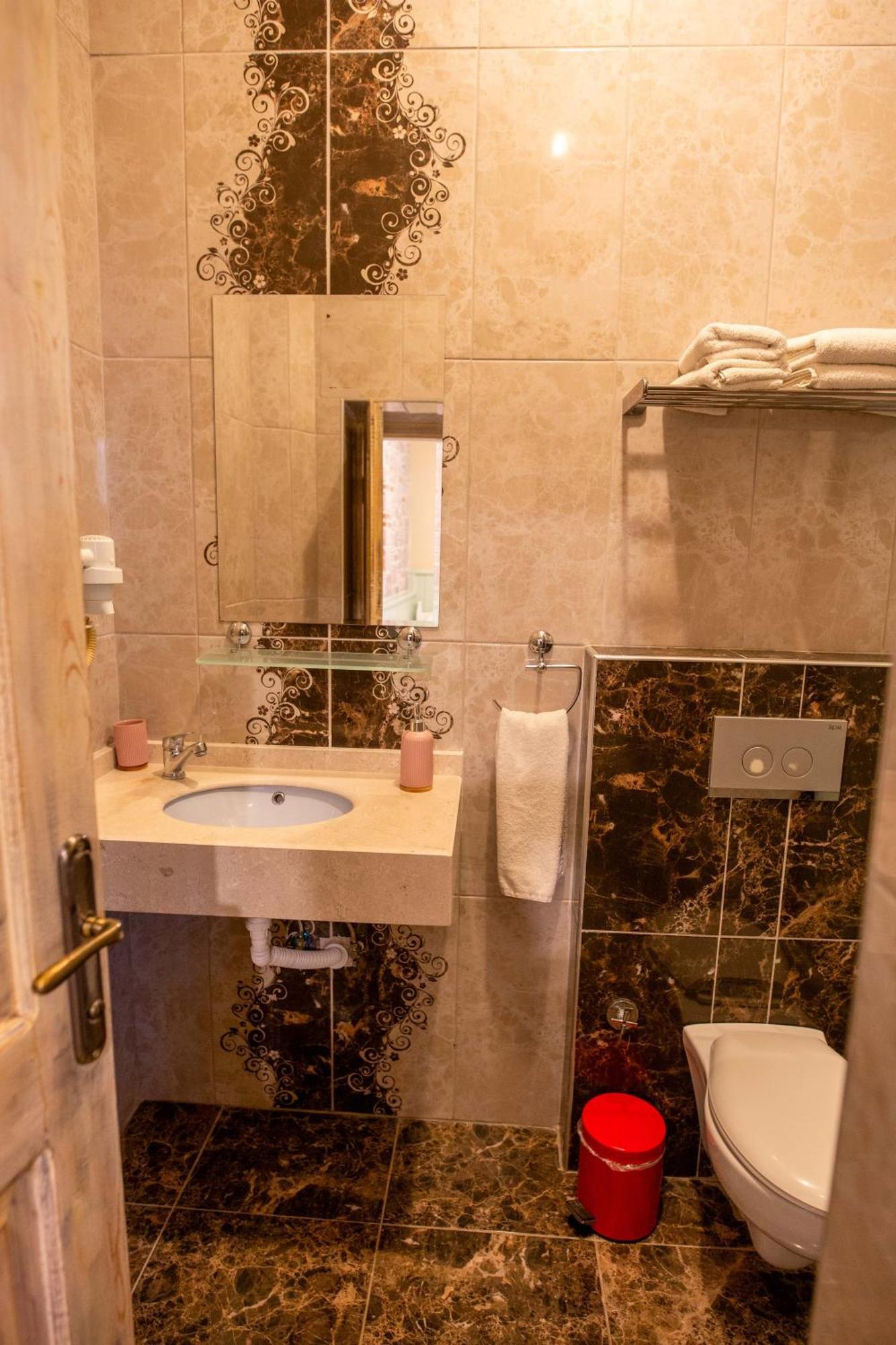 Cunda Mor Limon Otel Ayvalı Dış mekan fotoğraf