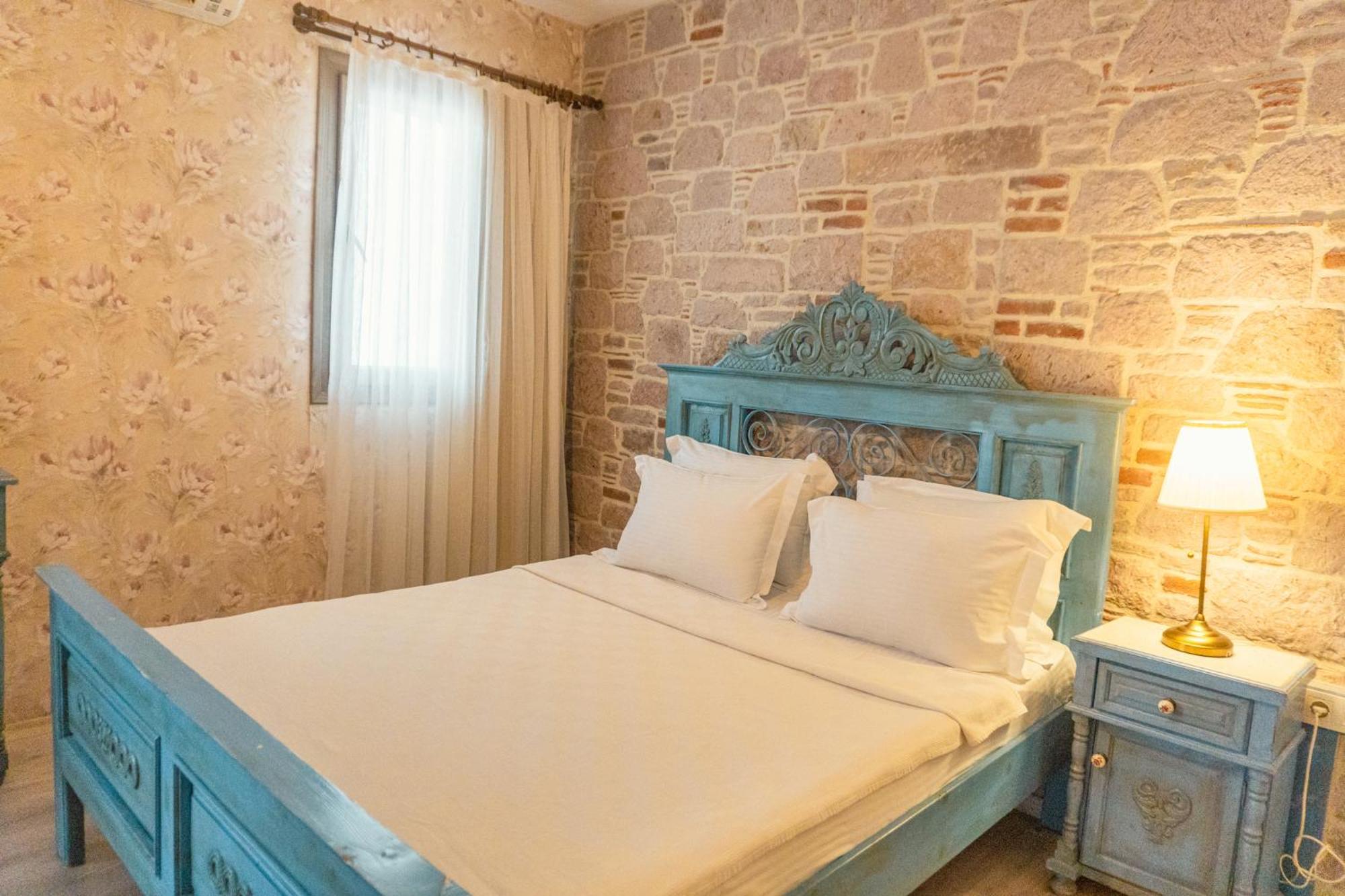 Cunda Mor Limon Otel Ayvalı Dış mekan fotoğraf