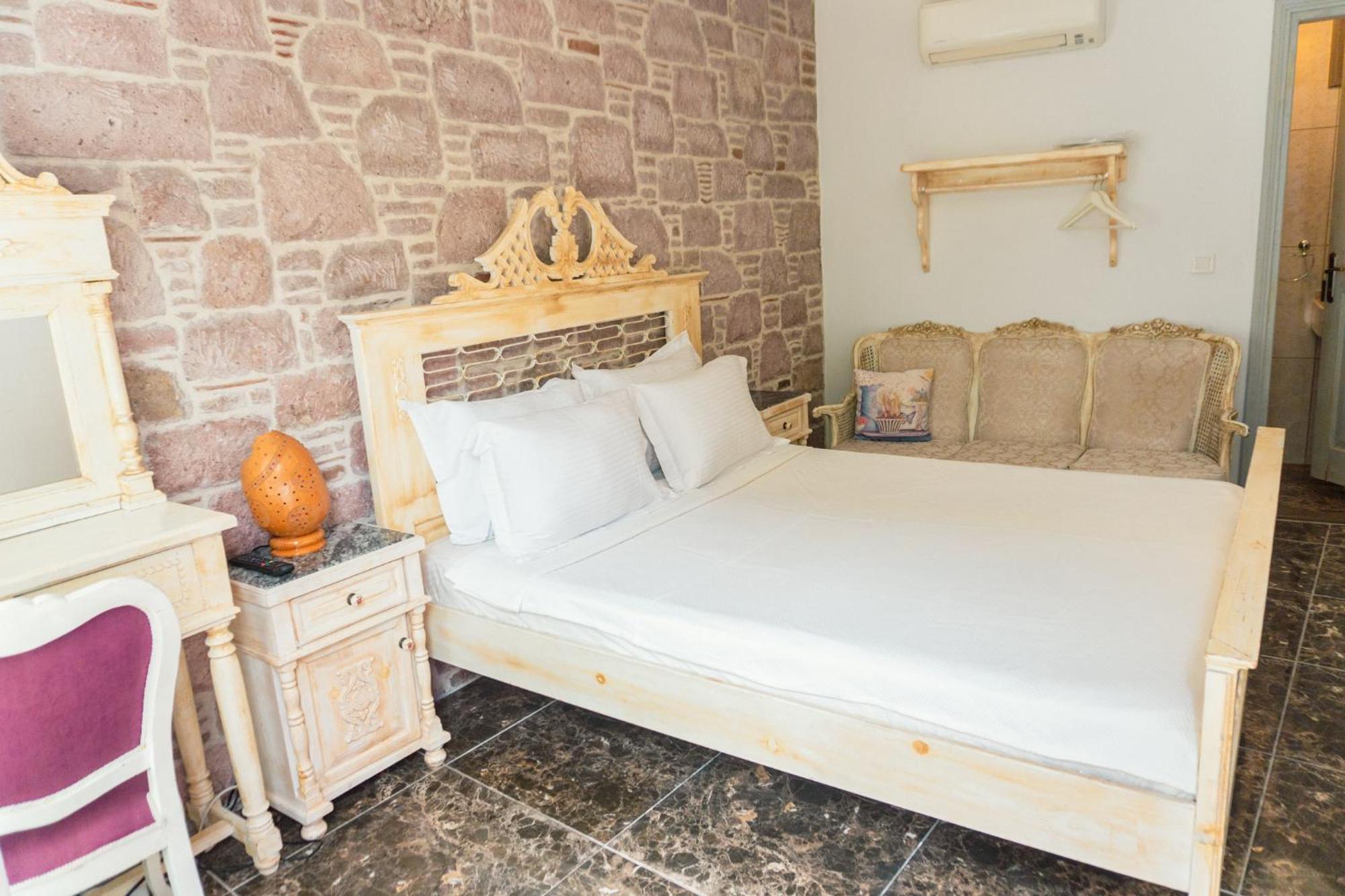 Cunda Mor Limon Otel Ayvalı Dış mekan fotoğraf